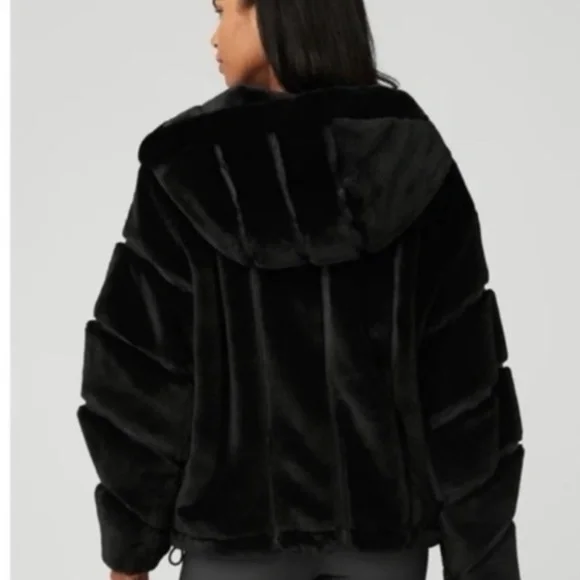 Alo Yoga’s Knock Out Faux Fur Jacket - Picture 2 of 5